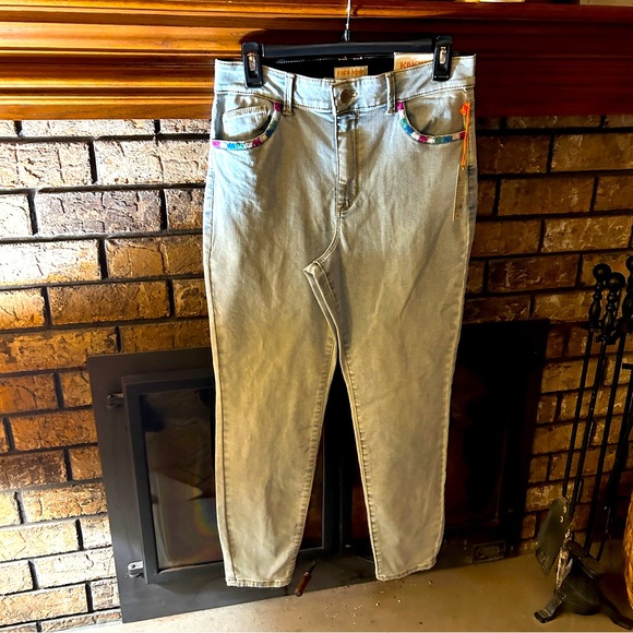 Knox Rose Jeans NWT’s - Size 8 - Picture 7 of 15